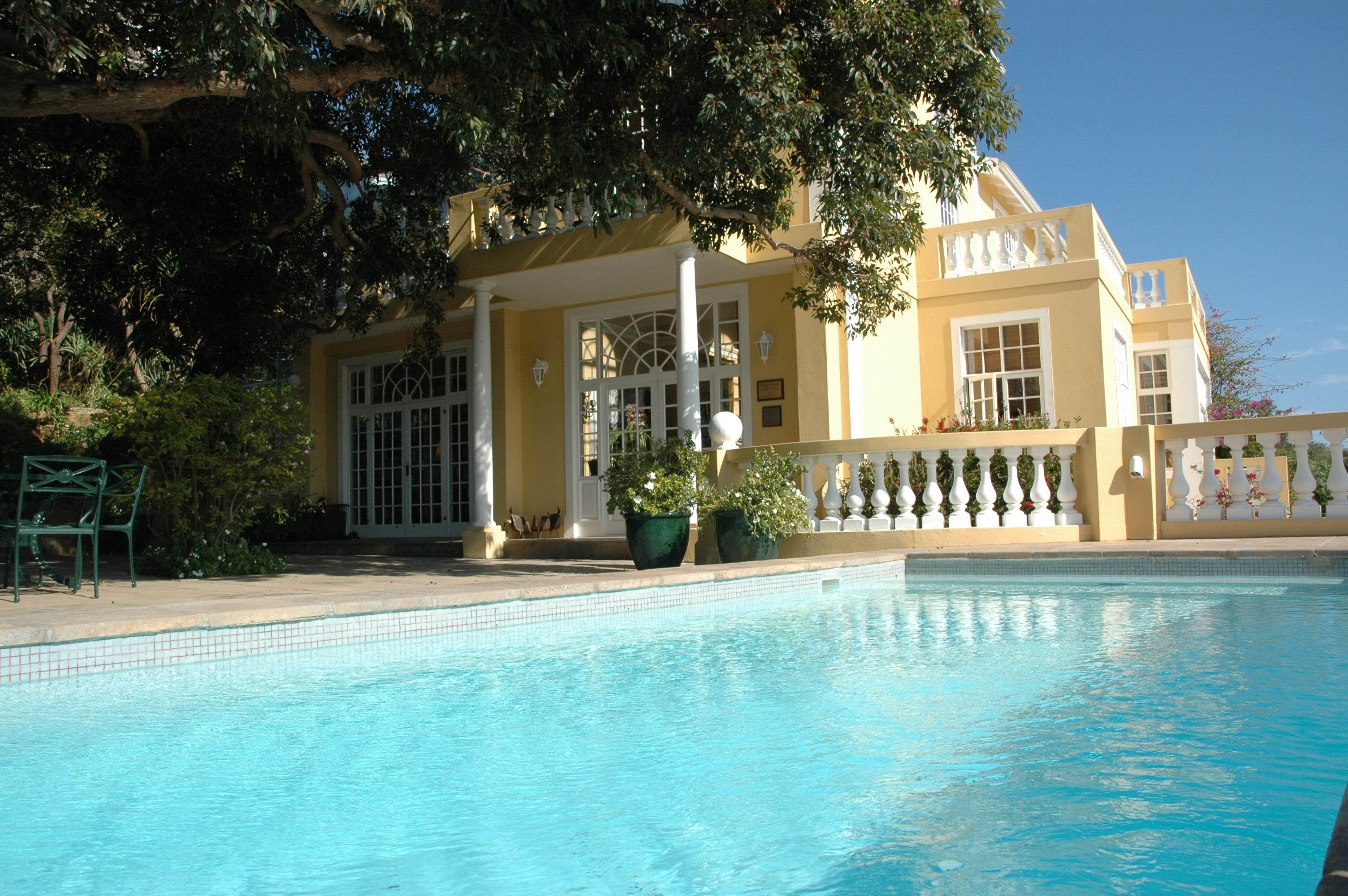 Colona Castle Lakeside Exterior foto